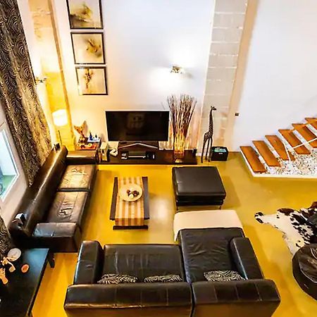 Artqhost Jerez Huge Loft & Free Parking Lägenhet Jerez de la Frontera Exteriör bild