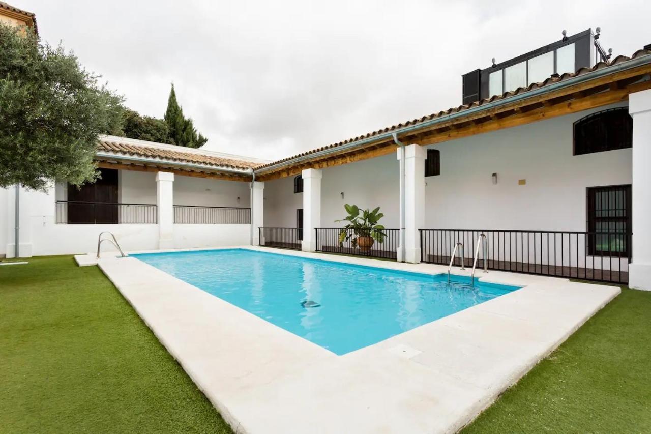 Artqhost Jerez Huge Loft & Free Parking Lägenhet Jerez de la Frontera Exteriör bild