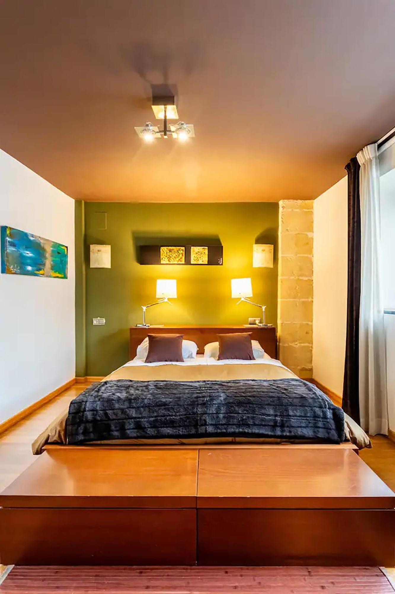 Artqhost Jerez Huge Loft & Free Parking Lägenhet Jerez de la Frontera Exteriör bild
