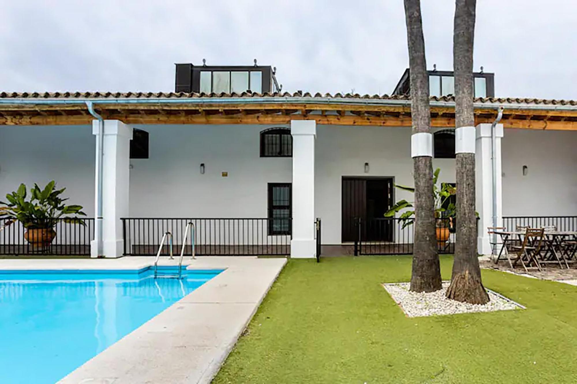 Artqhost Jerez Huge Loft & Free Parking Lägenhet Jerez de la Frontera Exteriör bild