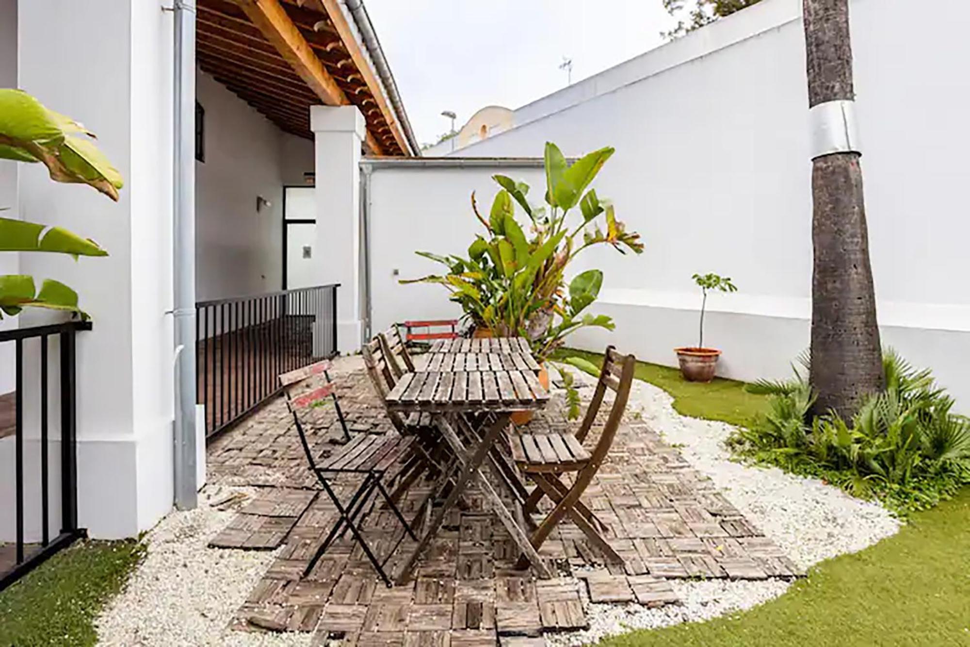 Artqhost Jerez Huge Loft & Free Parking Lägenhet Jerez de la Frontera Exteriör bild