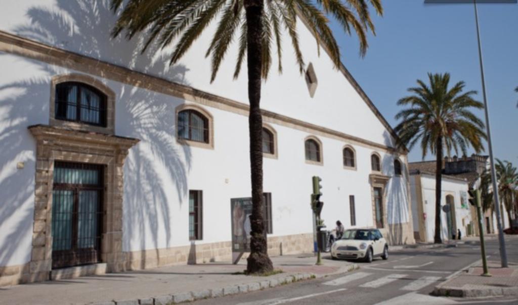 Artqhost Jerez Huge Loft & Free Parking Lägenhet Jerez de la Frontera Exteriör bild